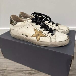 Golden Goose Super Star Sneakers